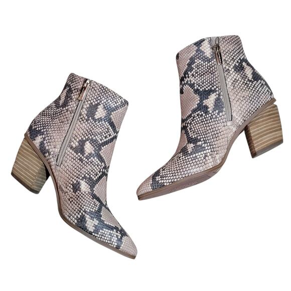 Vince Camuto Grasem Snakeskin Western Boots Pointed Toe Tan Gray 7M Boho NWT - Picture 13 of 13